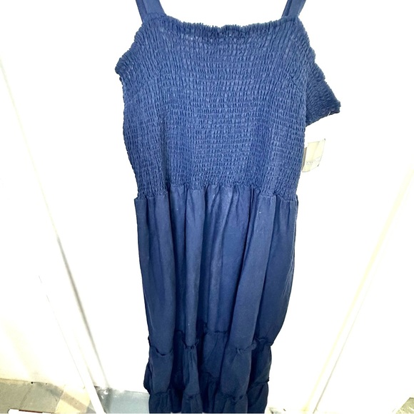 Falls Creek Women’s Maxi Dress 2X Navy Blue Smocked Cottagecore Boho vacation - Picture 3 of 10